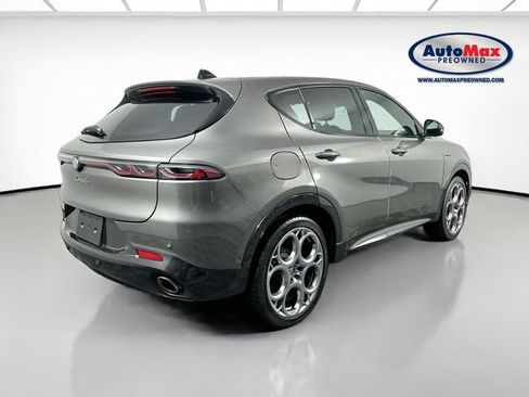 Used 2024 Alfa Romeo Tonale Ti AWD/4WD image 2