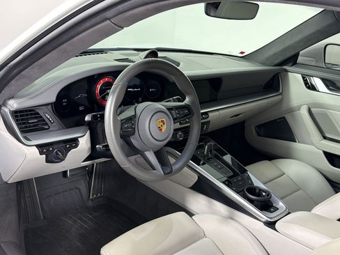 Certified 2021 Porsche 911 Turbo AWD/4WD image 4