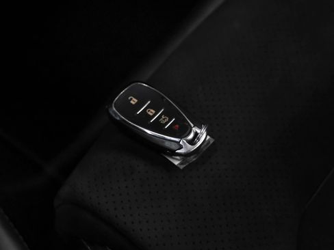 Used 2018 Chevrolet Camaro SS RWD image 55