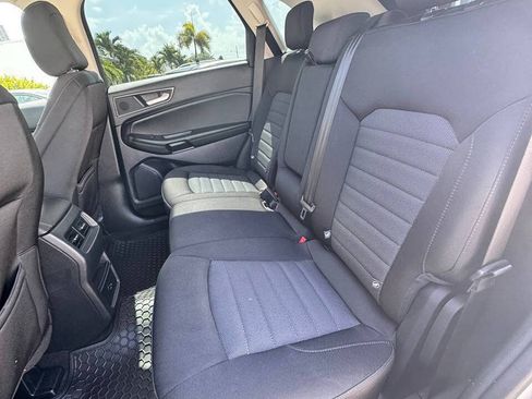 Used 2022 Ford Edge SE AWD/4WD image 12