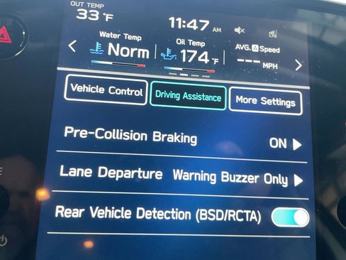 Used 2024 Subaru Ascent Premium w/ Convenience Package image 12