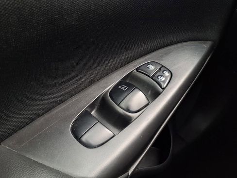 Used 2019 Nissan Sentra SV image 24