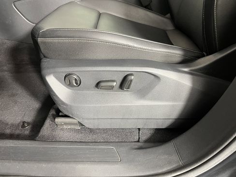 Used 2019 Volkswagen Atlas SE image 19