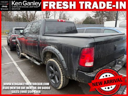 Used 2017 RAM 1500 Express w/ Black Ram 1500 Express Group image 8