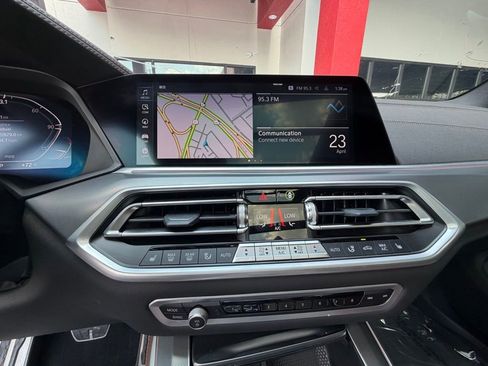 Used 2023 BMW X5 sDrive40i w/ M Sport Package RWD image 21