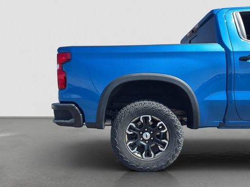 Used 2022 Chevrolet Silverado 1500 ZR2 image 23