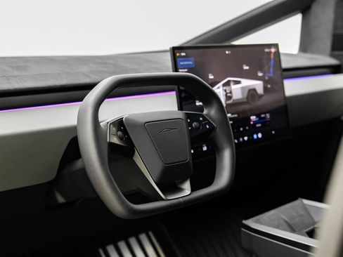Used 2024 Tesla Cybertruck Cyberbeast AWD/4WD image 19