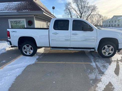 Used 2012 GMC Sierra 2500 Denali image 7