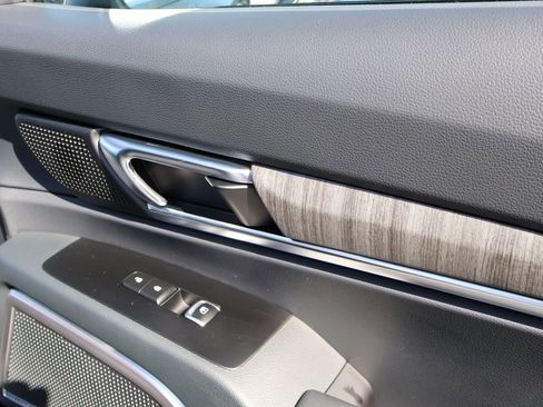 New 2025 Kia Telluride EX w/ EX Captain's Chair Package image 10