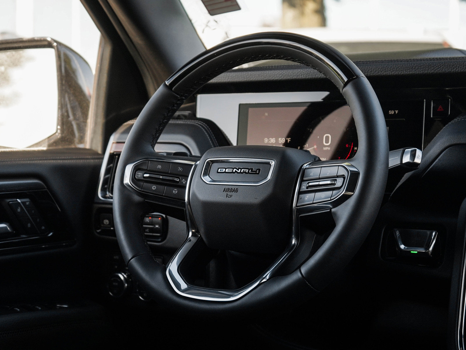 New 2026 GMC Yukon Denali w/ Denali Reserve Package AWD/4WD image 17