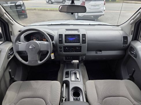 Used 2012 Nissan Frontier S AWD/4WD image 11