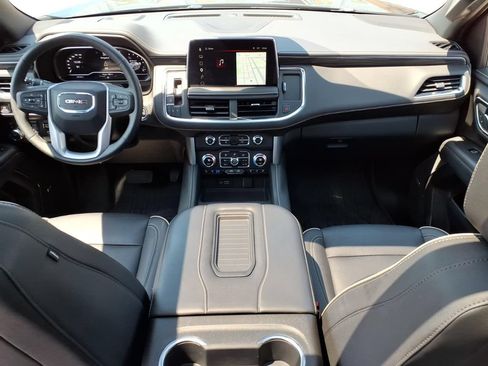 Used 2023 GMC Yukon XL SLT w/ SLT Premium Package AWD/4WD image 23