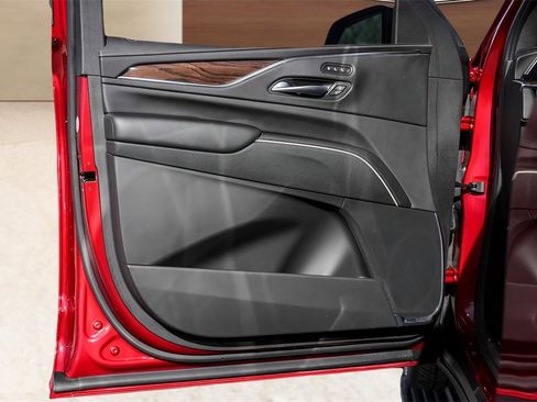 Used 2024 Cadillac Escalade Sport Platinum w/ Heavy-Duty Trailer Package image 24