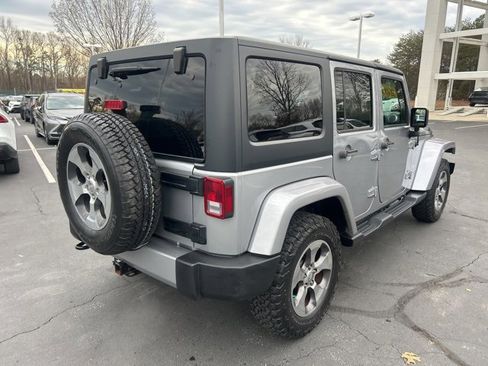 Used 2016 Jeep Wrangler Unlimited Sahara w/ Connectivity Group image 5