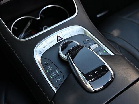 Used 2017 Mercedes-Benz S 550 Cabriolet image 44