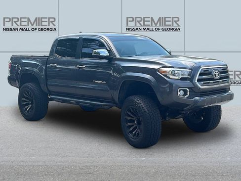 Used 2016 Toyota Tacoma Limited w/ Towing Package AWD/4WD image 3