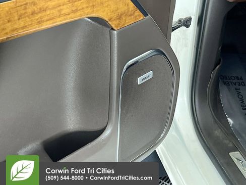 Used 2014 Chevrolet Silverado 1500 High Country image 13