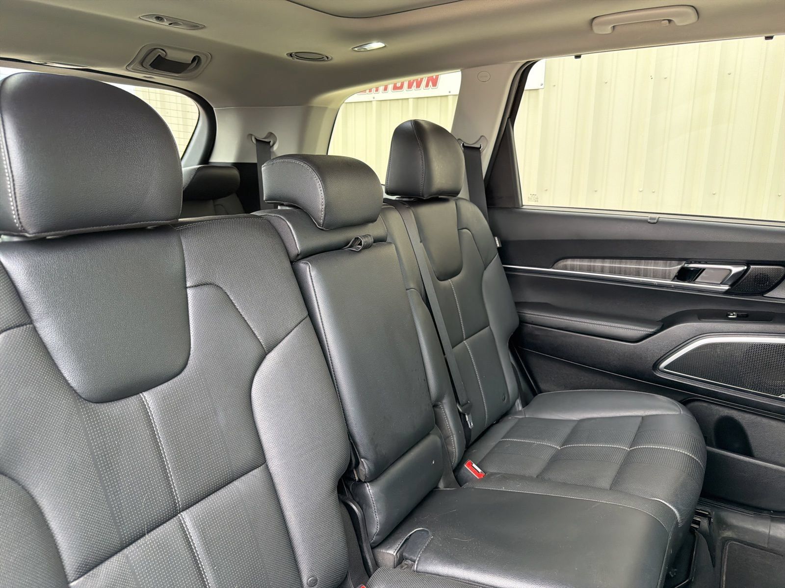 Used 2023 Kia Telluride SX AWD/4WD image 9