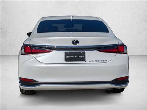 Certified 2024 Lexus ES 250 w/ Premium Package image 7
