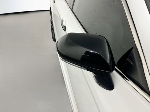 Used 2023 Toyota Camry SE FWD image 12