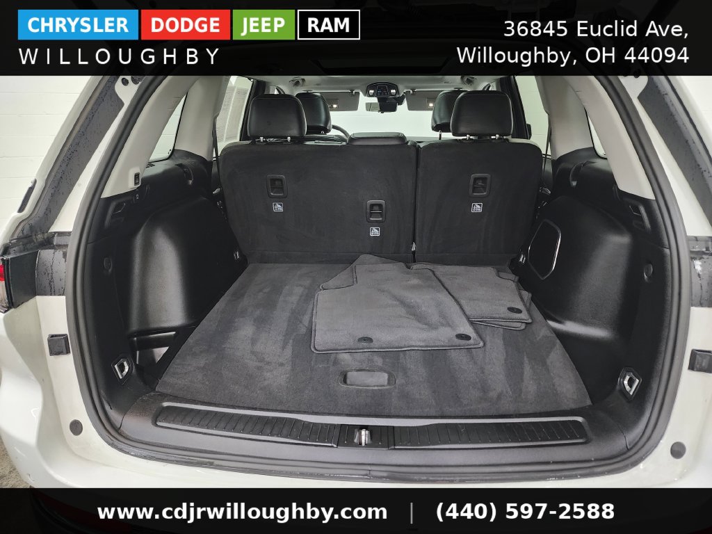 Used 2023 Jeep Grand Cherokee Limited w/ Luxury Tech Group II AWD/4WD image 33