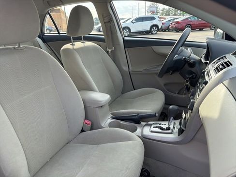 Used 2012 Toyota Corolla LE image 15