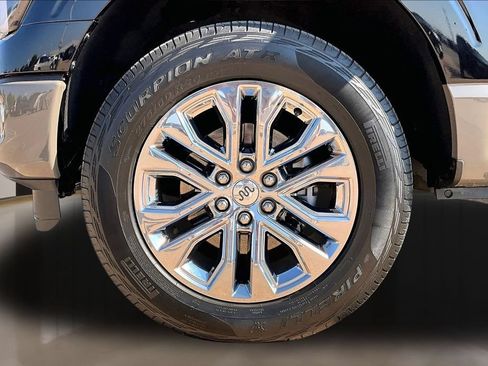 Used 2025 Ford F150 King Ranch w/ FX4 Off-Road Package AWD/4WD image 8