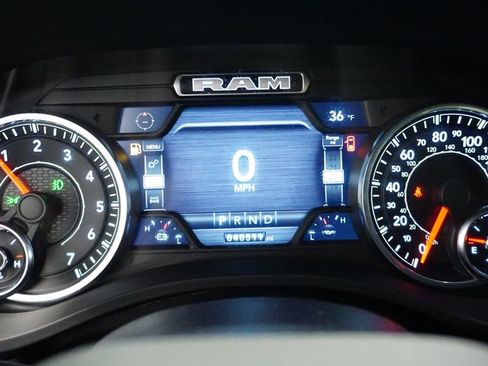 Used 2022 RAM 1500 Laramie image 35