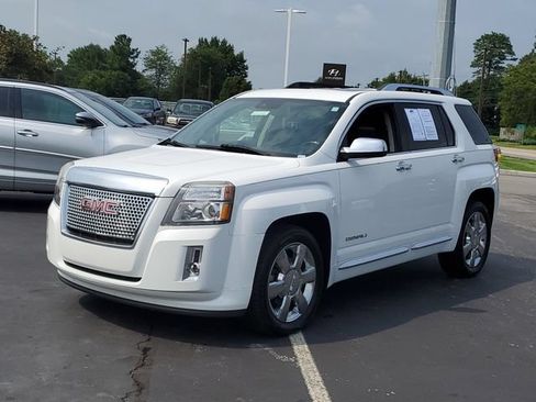 Used 2015 GMC Terrain Denali FWD image 2