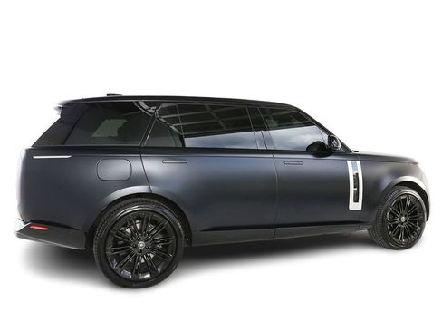Used 2024 Land Rover Range Rover SV AWD/4WD image 5