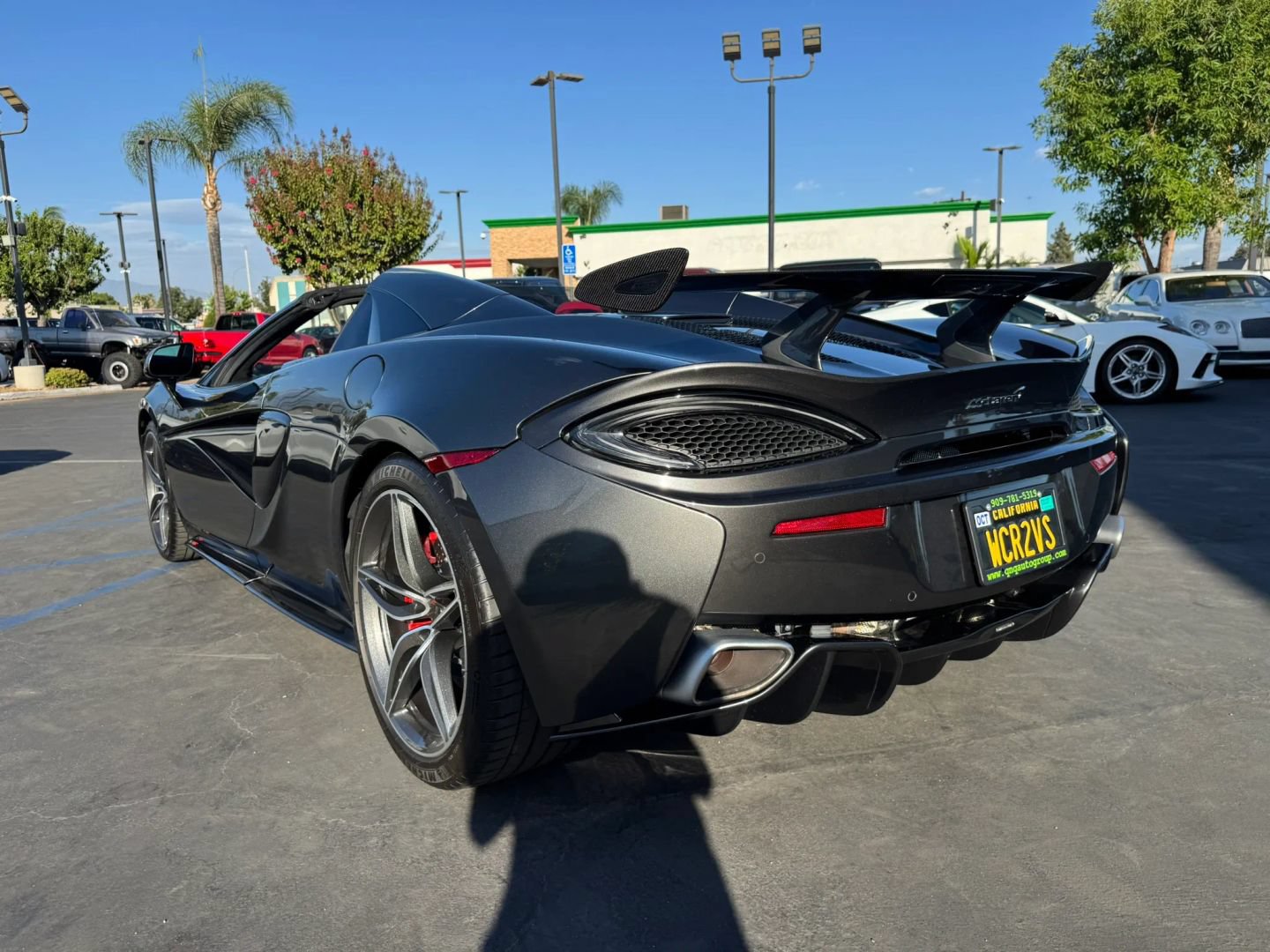 Used 2019 McLaren 570S Spider RWD image 20