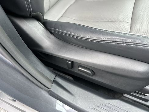 Used 2023 Subaru Outback Limited image 14