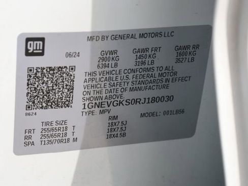 Used 2024 Chevrolet Traverse LT image 32