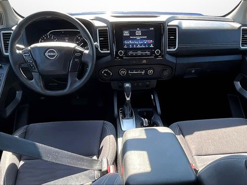 Used 2022 Nissan Frontier SV image 14