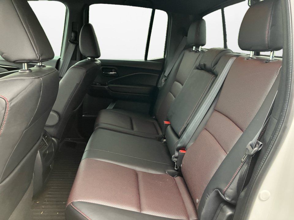 Used 2023 Honda Ridgeline Black Edition image 16