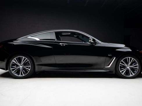 Used 2019 INFINITI Q60 3.0t Luxe AWD/4WD image 37