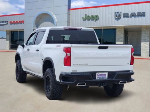 Used 2024 Chevrolet Silverado 1500 LT Trail Boss AWD/4WD image 4