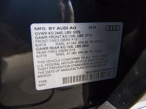 Used 2024 Audi Q5 2.0T Premium w/ Convenience Package AWD/4WD image 27