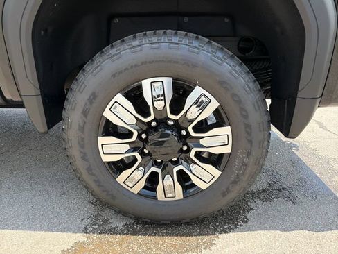 New 2026 GMC Sierra 2500 Denali w/ Denali Reserve Package AWD/4WD image 26