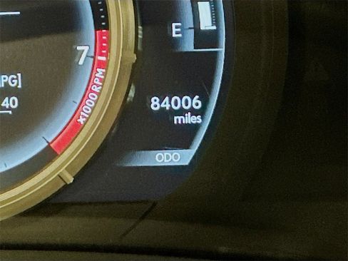 Used 2019 Lexus IS 350 image 14