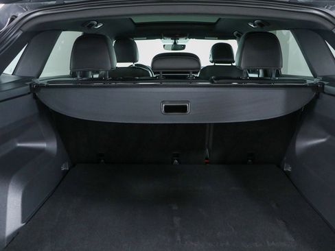 Used 2021 Volkswagen Atlas Cross Sport SE w/ Panoramic Sunroof Package FWD image 30