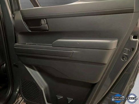 Used 2025 Toyota Tacoma SR5 image 65