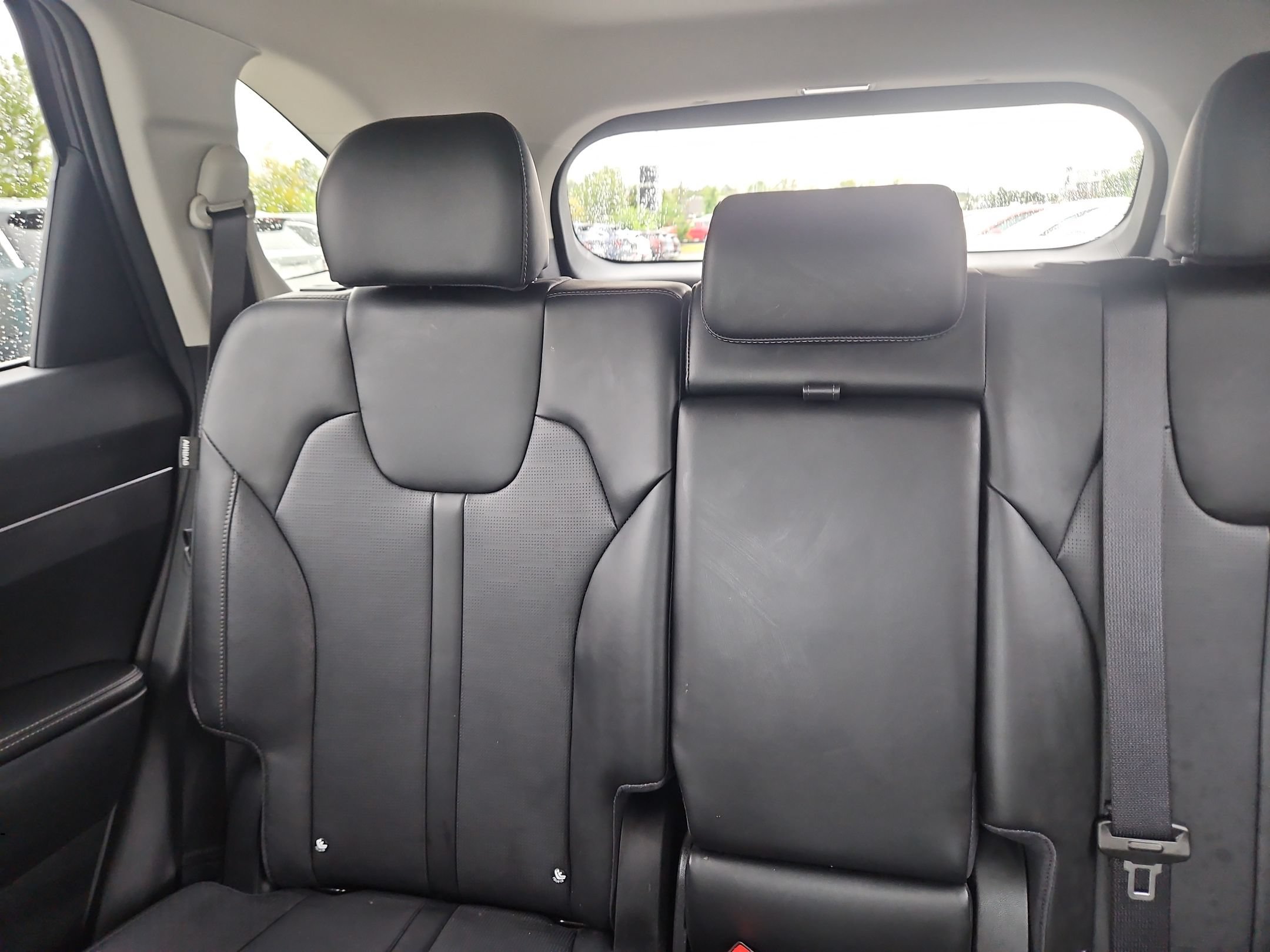 Used 2025 Kia Sorento S w/ Panoramic Sunroof Package FWD image 12