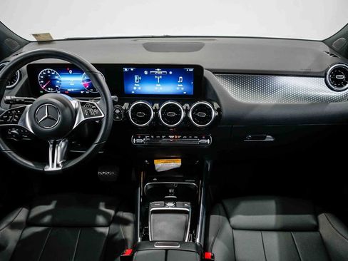 Used 2026 Mercedes-Benz GLA 250 image 11