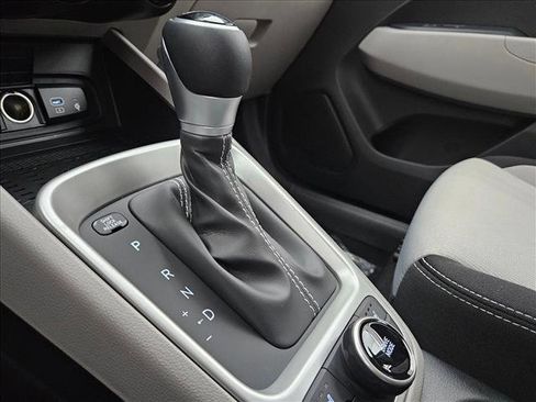 New 2026 Hyundai Venue SEL image 13