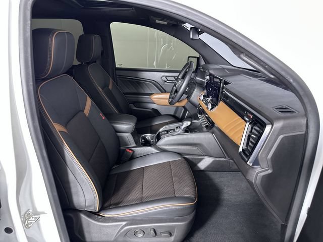 Used 2024 GMC Canyon AT4 w/ AT4 Premium Package AWD/4WD image 29