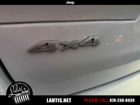 New 2025 Jeep Grand Cherokee L Summit image 27