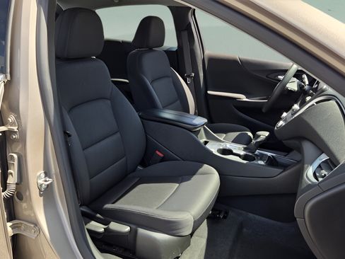 Used 2024 Chevrolet Malibu LT FWD image 15