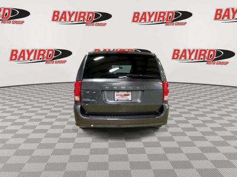 Used 2016 Dodge Grand Caravan SXT FWD image 7