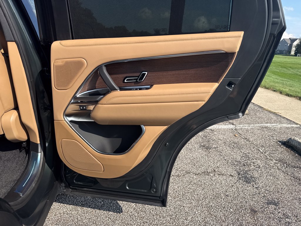 New 2026 Land Rover Range Rover SE AWD/4WD image 16